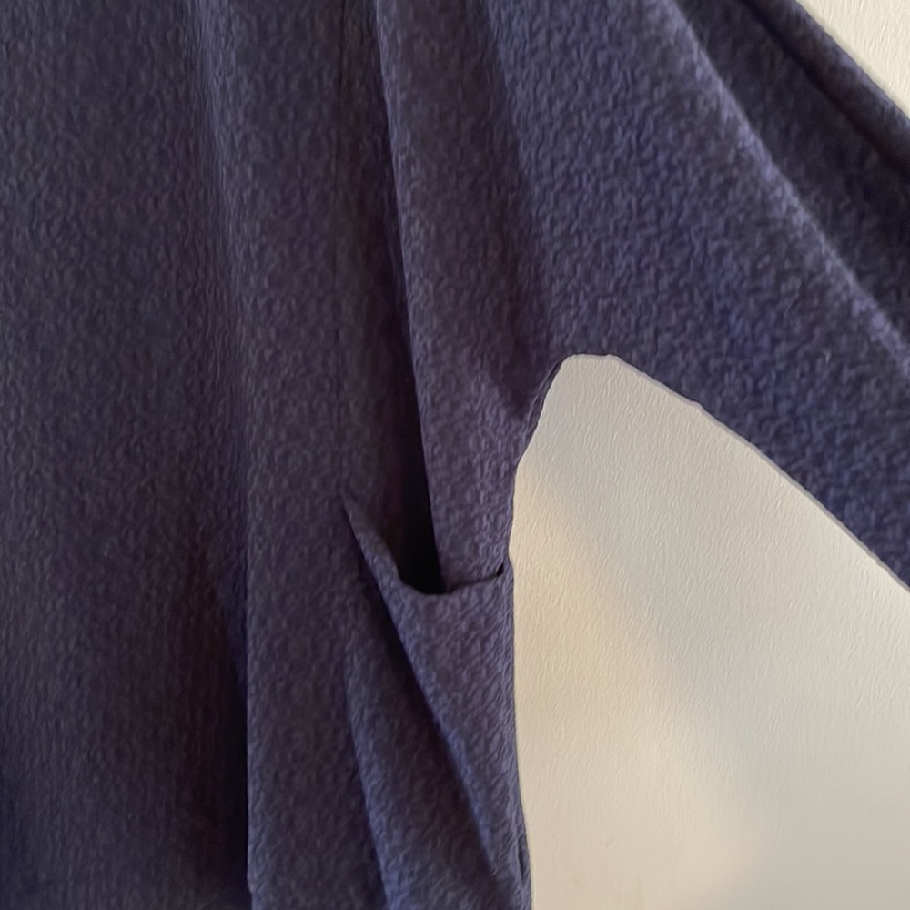 Acoté Textured Top - Picture 4 of 9